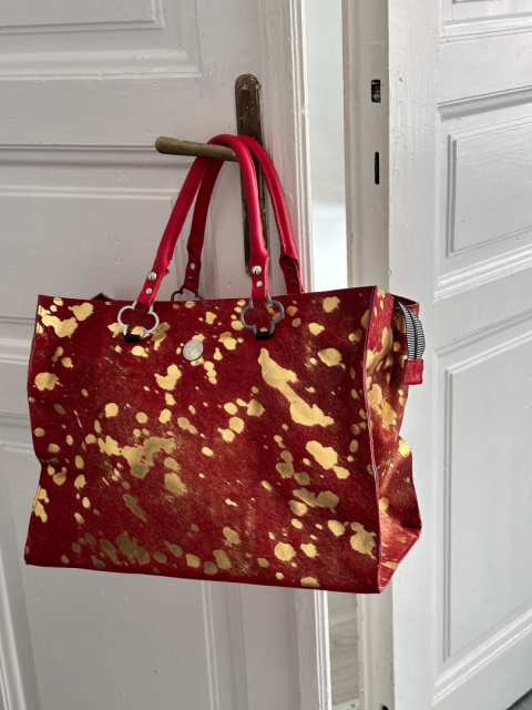Czerwona duża torba z włosiem w plamki w kolorze złota Czerwona duża torba z włosiem w plamki w kolorze złota