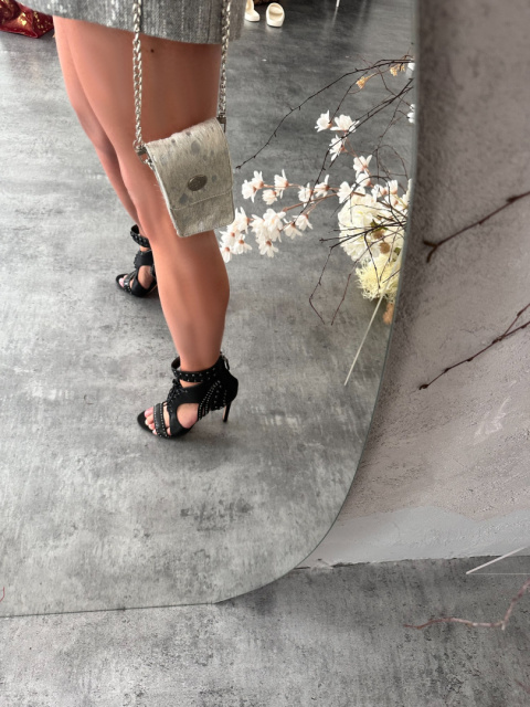 Mała szara torebka na telefon Mała szara torebka na telefon