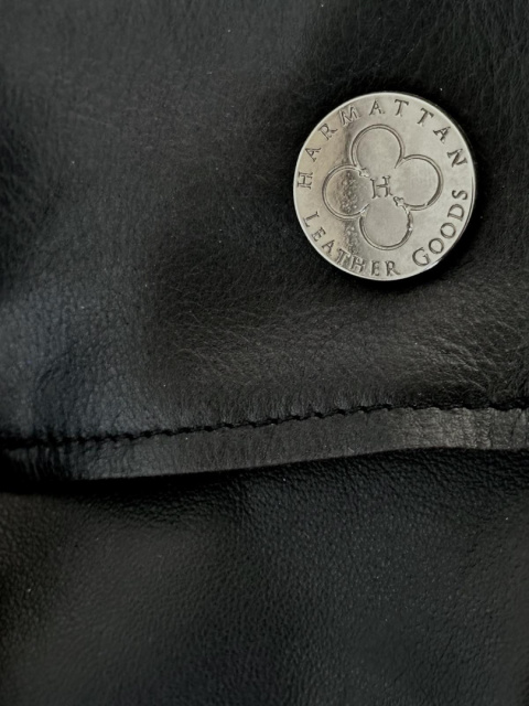 Skórzana spódnica midi z półkola, z jednego błamu bez cięcia Skórzana spódnica midi z półkola, z jednego błamu bez cięcia